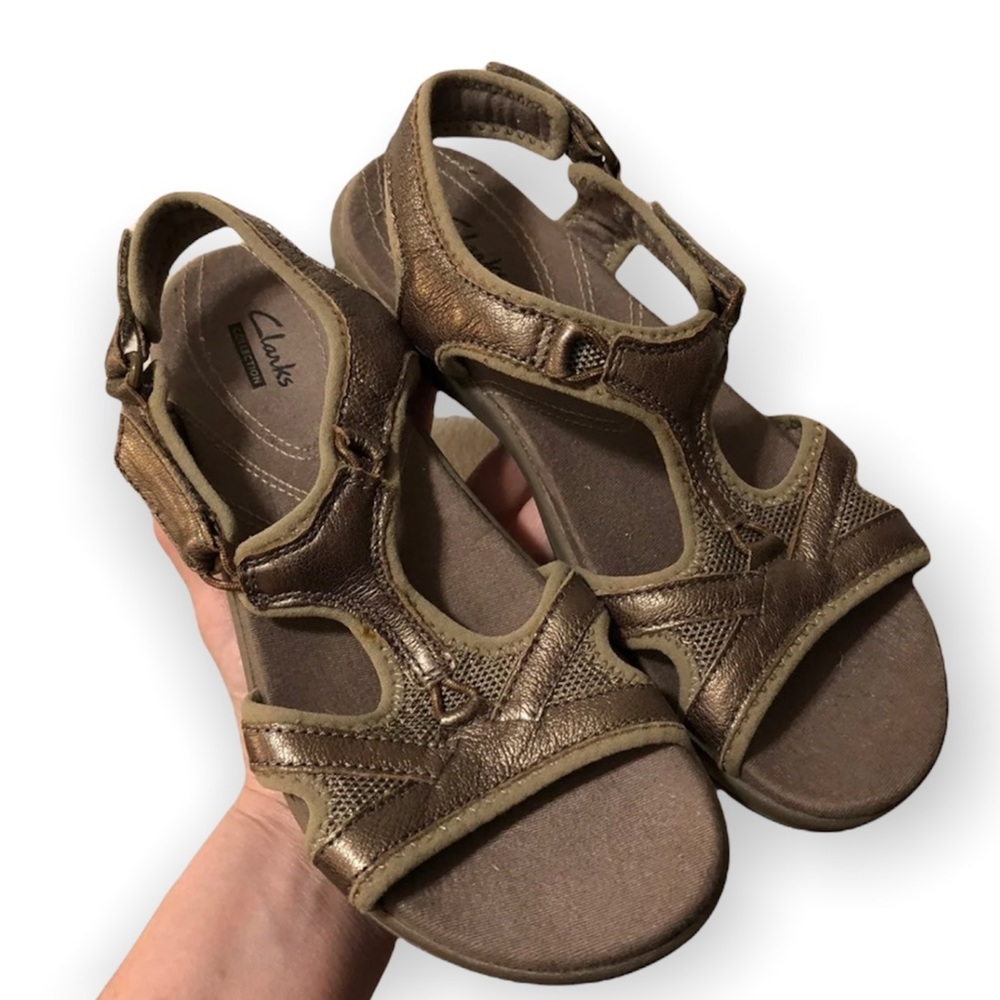 Clarks Collection Shoes Sandal’s Women’s Size 8M 
A new way of walking‎